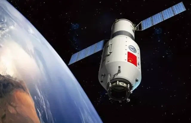 Unustatud lood süsinikkiust rakendustest Hiina satelliidi ajaloos